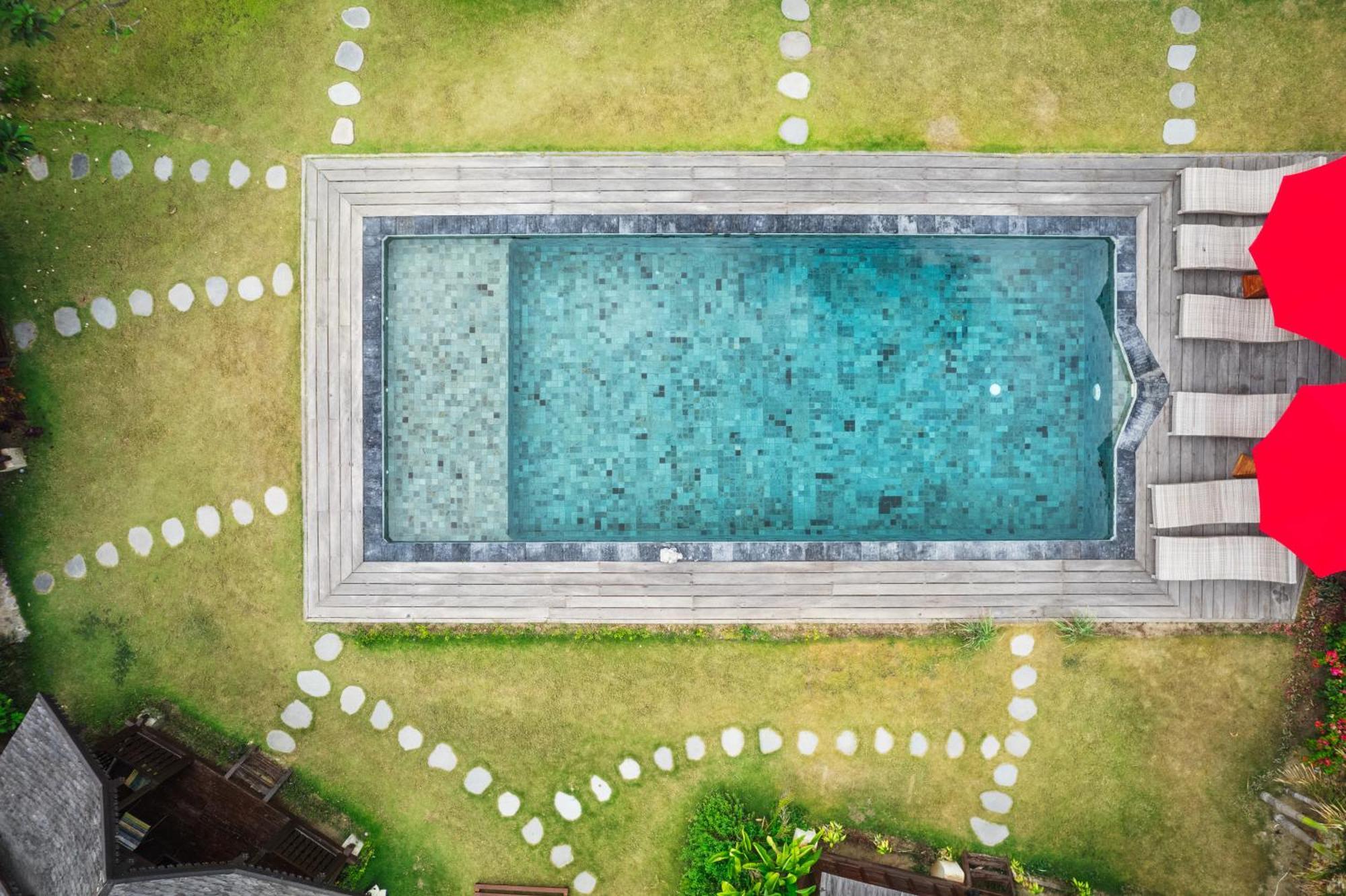 Villa Ellya Kuta  Екстериор снимка